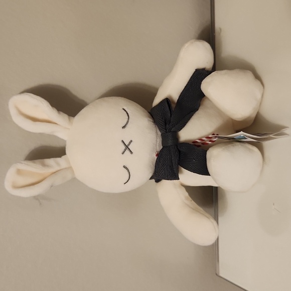 NATY Other - NATY 100 0/0 ORGANIC. Cream Plush Bunny with Black Bow